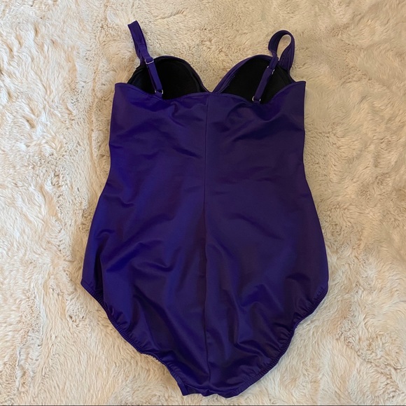 Croft & Barrow Sculptor Control One-Piece Swimsuit - Picture 6 of 9